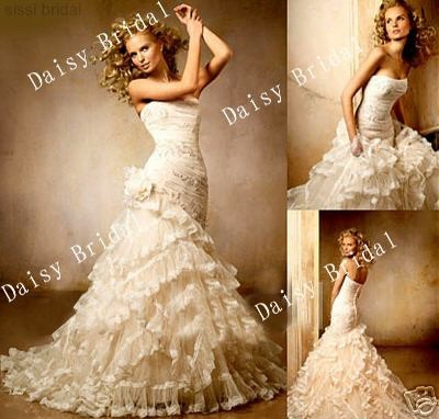 Какое бы платье вы выбрали себе на свадьбу? 