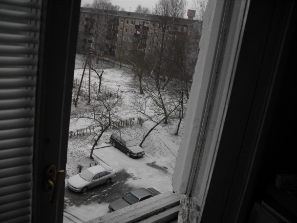Скиньте фотку снега у вас за окном?