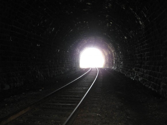 Как по вашему выглядит тоннель а в конце тоннеля свет??