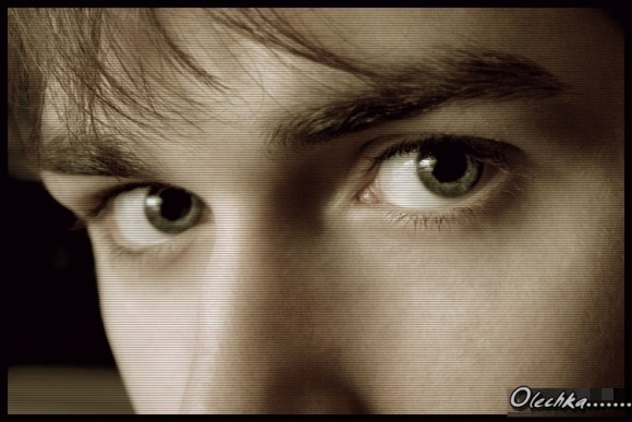 Покажите мне красивые мужские глаза. 