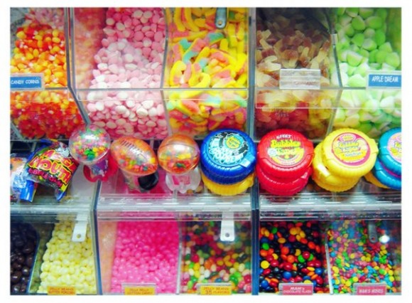 Покажите ваши самые любимые конфеты?)
