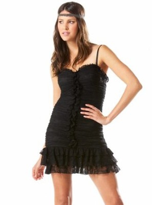 покажите мне как можно одеться на НГ с дресс кодом - Moulin Rouge ??