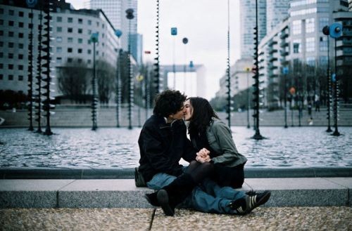 Можете покидать в вопрос красивые романтические фотки? Не сопливые, а именно романтические. 