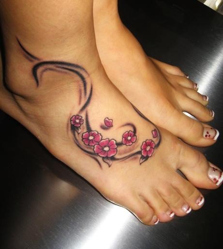Покажите красивые татуировки на ногу :)
