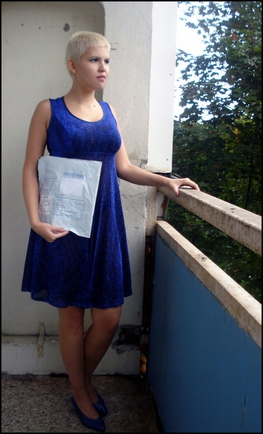 покажите мне красивое платье синего цвета?