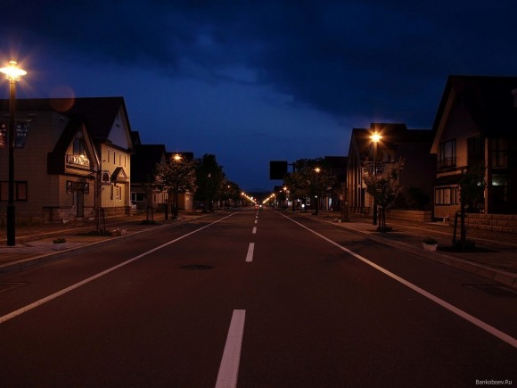 киньте красивую картинку ночного города :))