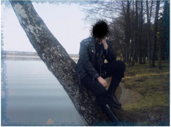 У вас есть фотка, на которой есть Вы и дерево?