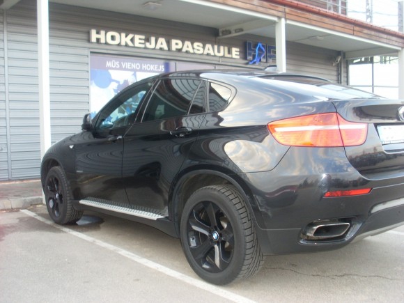 ваш любимый автомобиль?