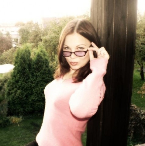Покажите сексуальную фотку но что бы она  не была пошлой!