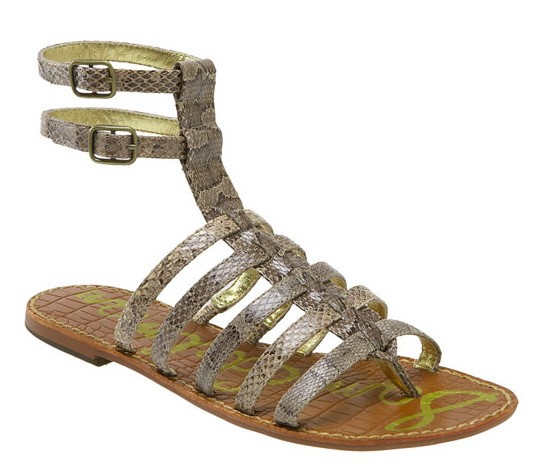 Покажите женскую летнюю обувь приличного вида, в которой удобно очень много ходить??