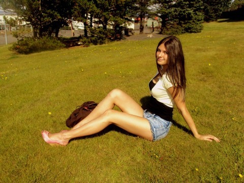 У какой фотографии из вашего ирцальбома больше всего просмотров? 