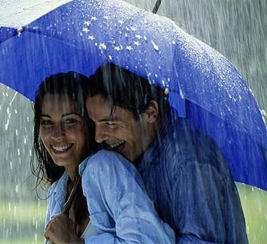 Самая романтичная фотография под дождём?
