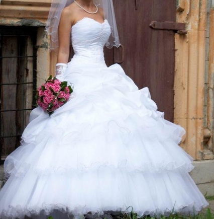 покажите шикарное свадебное платье
