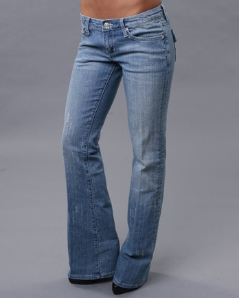 Покажите классные джинсы не в обтяжку?(женские)