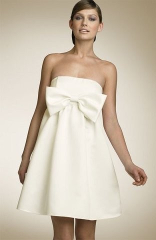 покажите красивое белое платье(только не свадебное)