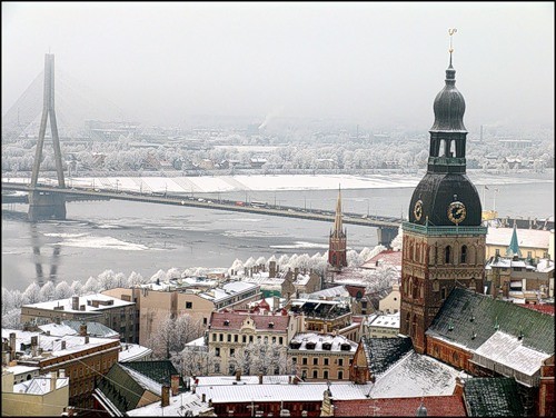Покажите фото зимней Риги?)